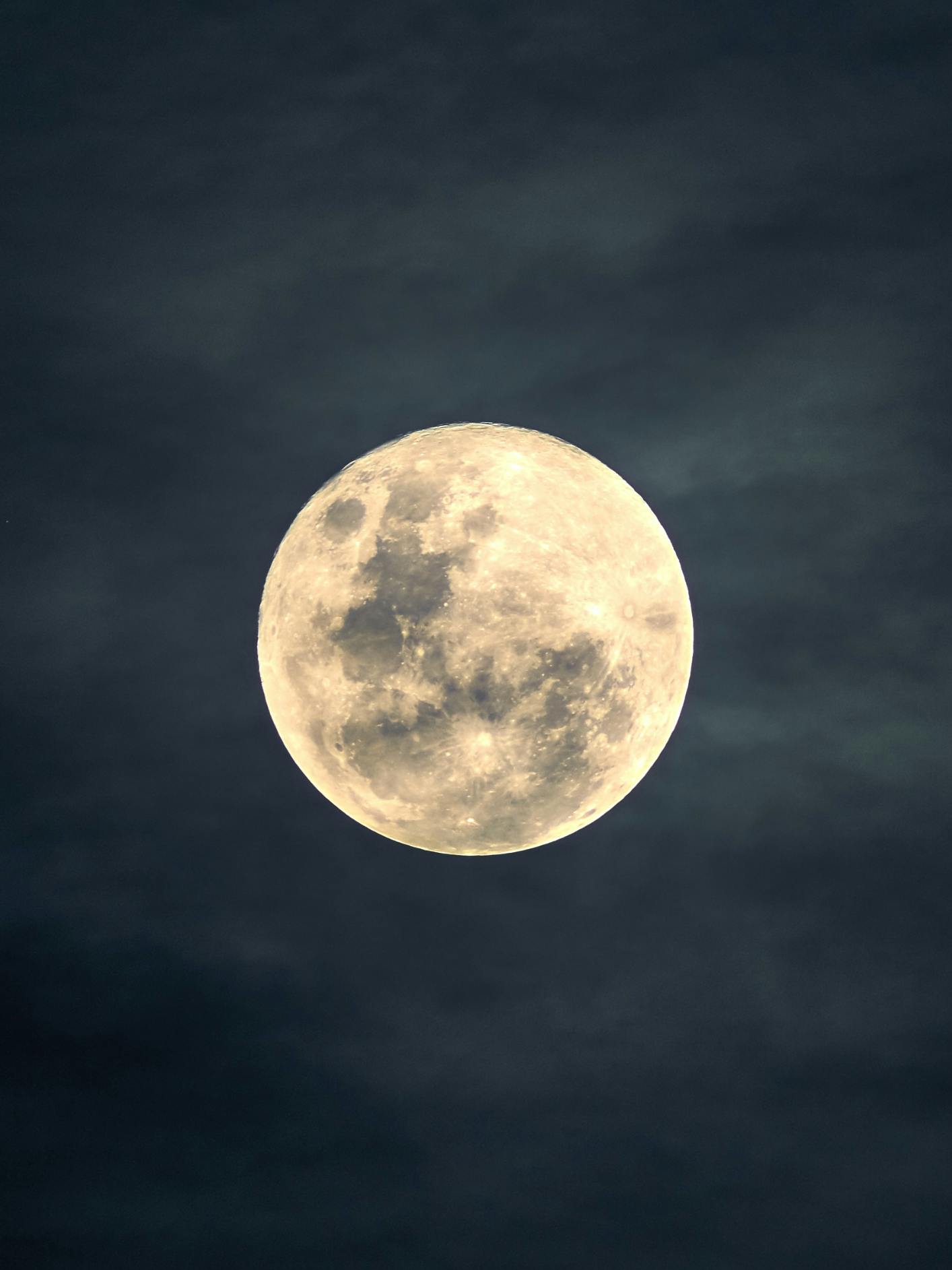 Pleine lune : Observation de la lune