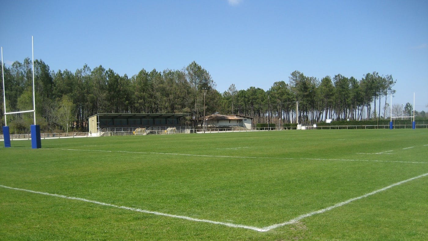 Stade Alban Moga